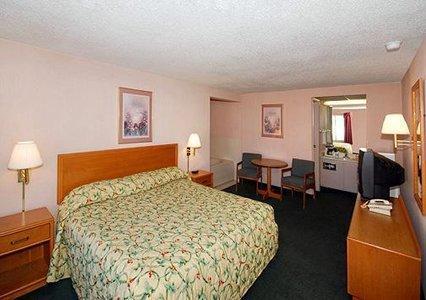 Knights Inn Elyria Habitación foto