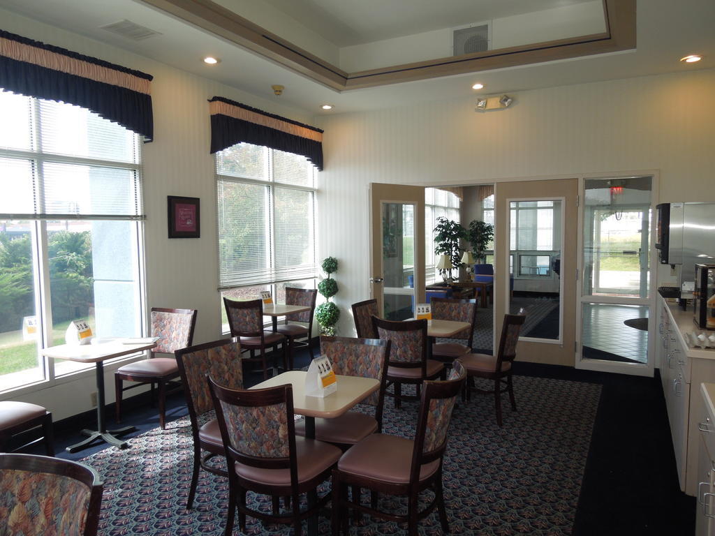 Knights Inn Elyria Exterior foto